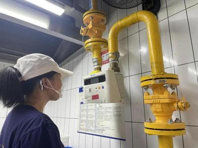 逐步告别"瓶装气"!雨花区全力推进燃气"气改电""瓶改管"工作